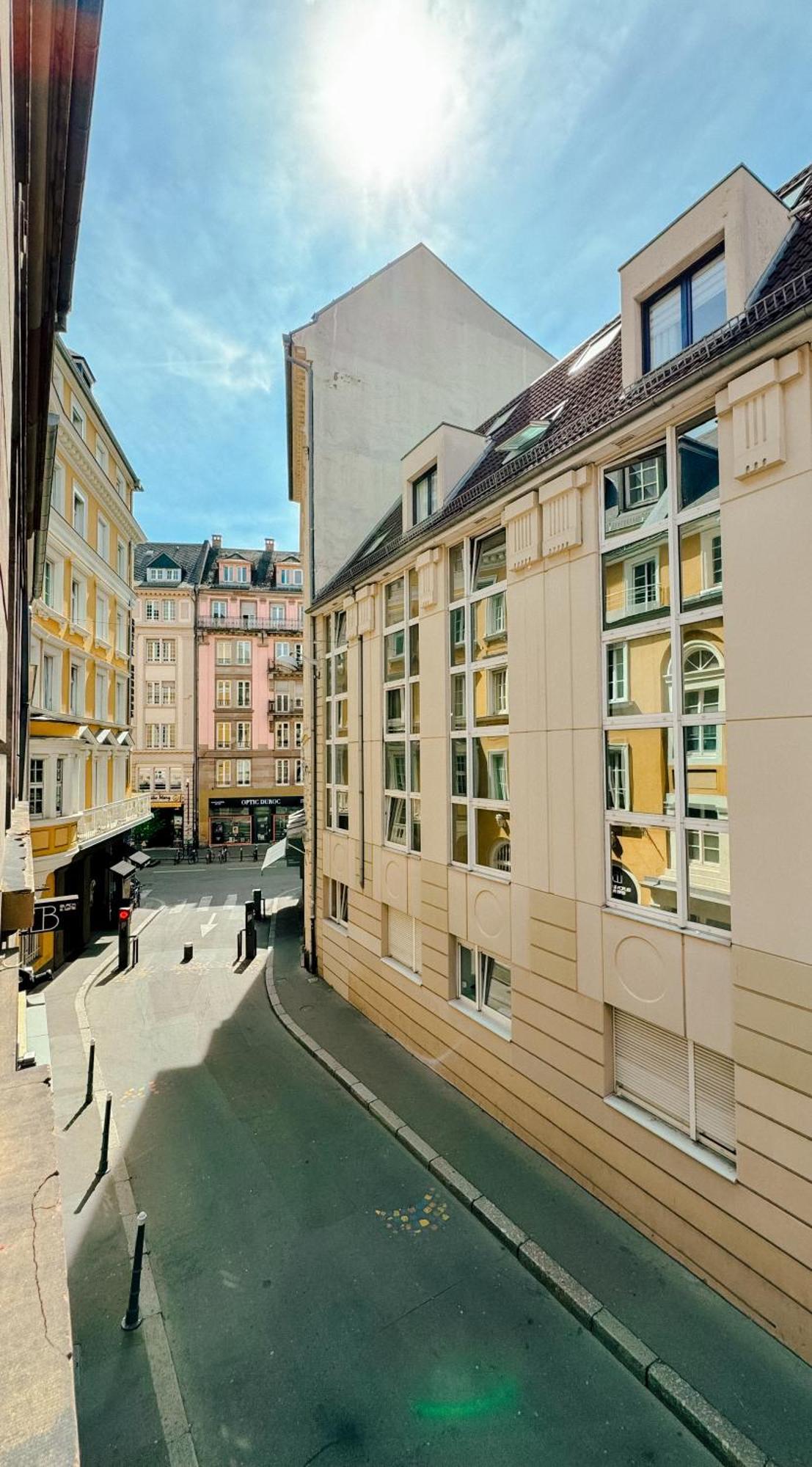 Suite Hyper Centre Strasbourg Ngoại thất bức ảnh